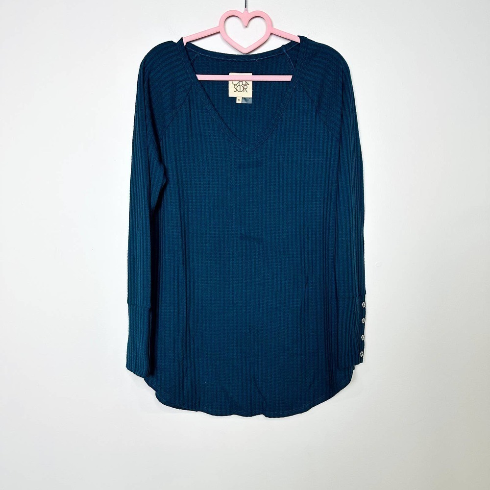 Chaser NWOT V-Neck Button Cuff Waffle Knit Thermal Tunic Top Teal Size Medium